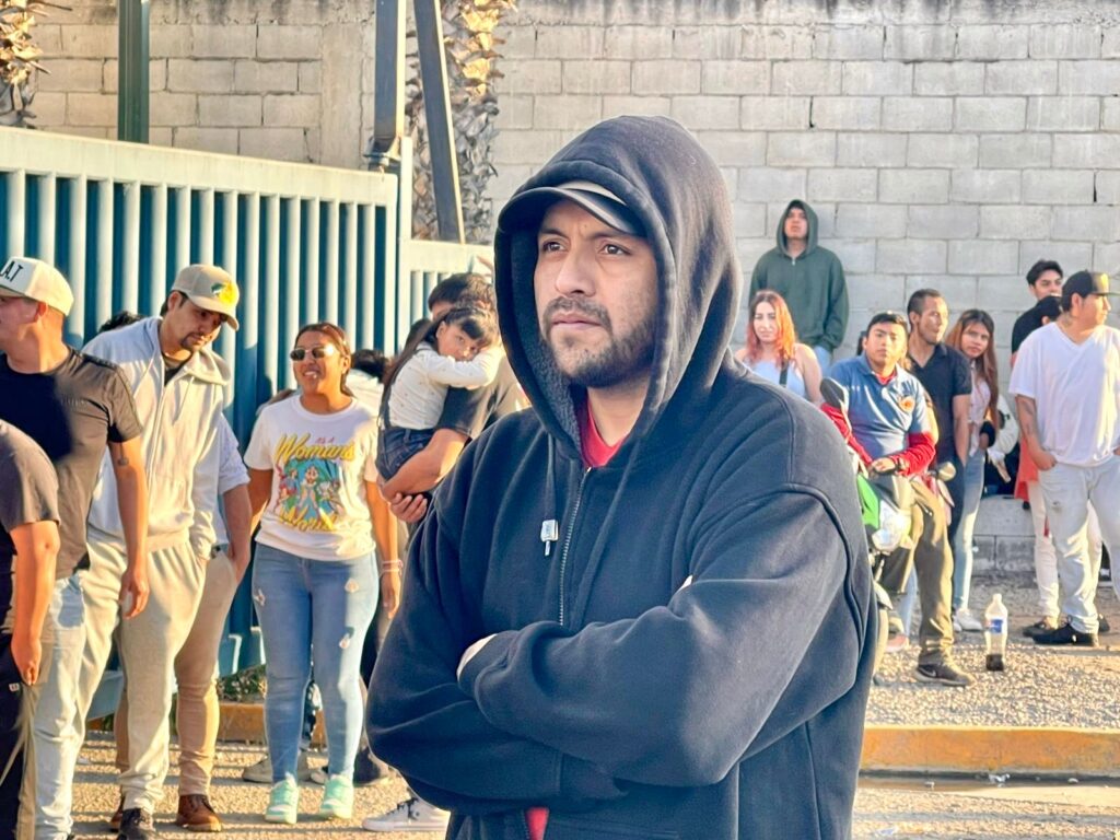 Trabajadores de maquiladora exigen pago en Tijuana