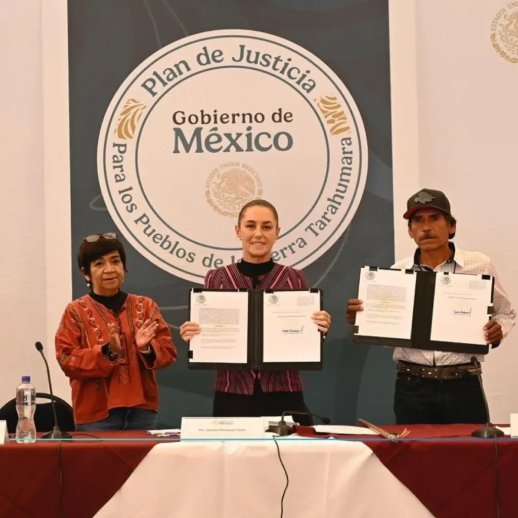 Sheinbaum restituye tierras al pueblo Ódami en Chihuahua
