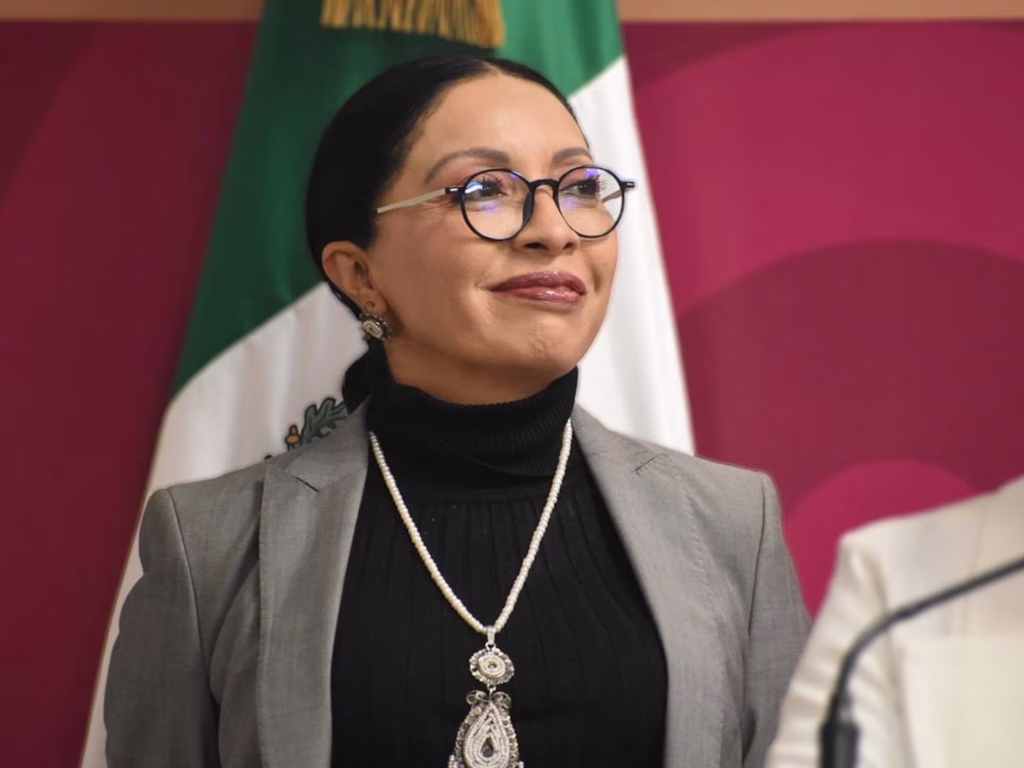 Sheinbaum nombra a Esthela Damián consejera jurídica