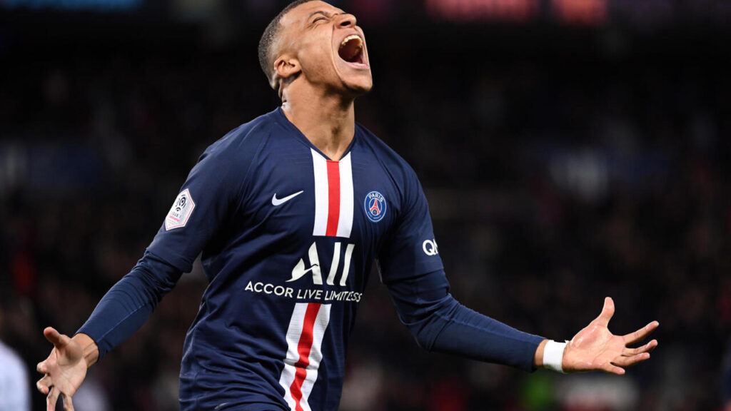 PSG deberá pagar 61 mde a Mbappé por adeudos laborales