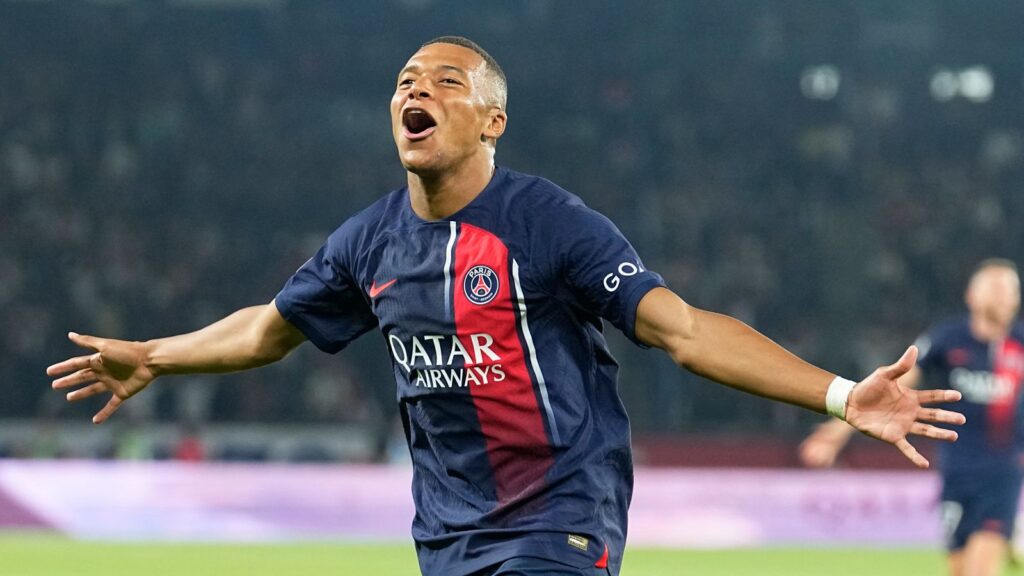 PSG deberá pagar 61 mde a Mbappé por adeudos laborales