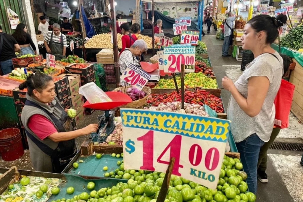 Canasta básica alcanza máximos históricos al cierre de 2025: Inegi
