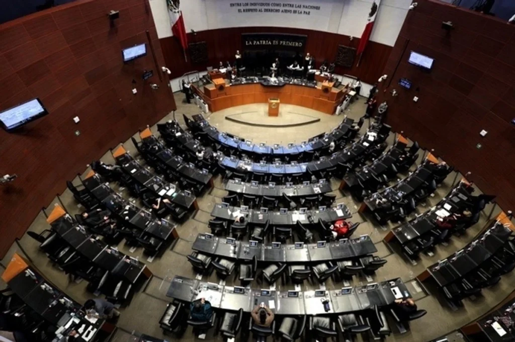 Avanza en el Senado jornada laboral de 40 horas semanales