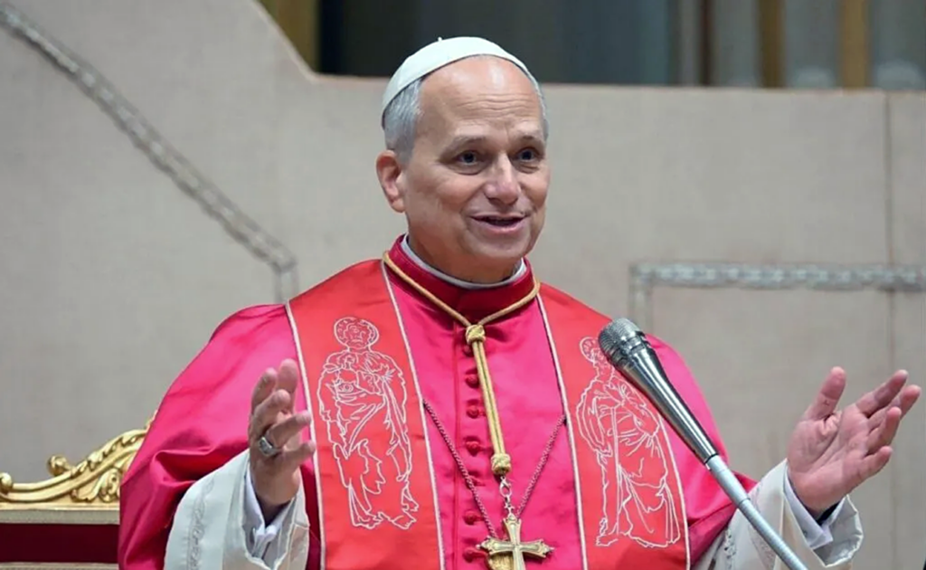 Sheinbaum explora posible visita del papa León XIV a México