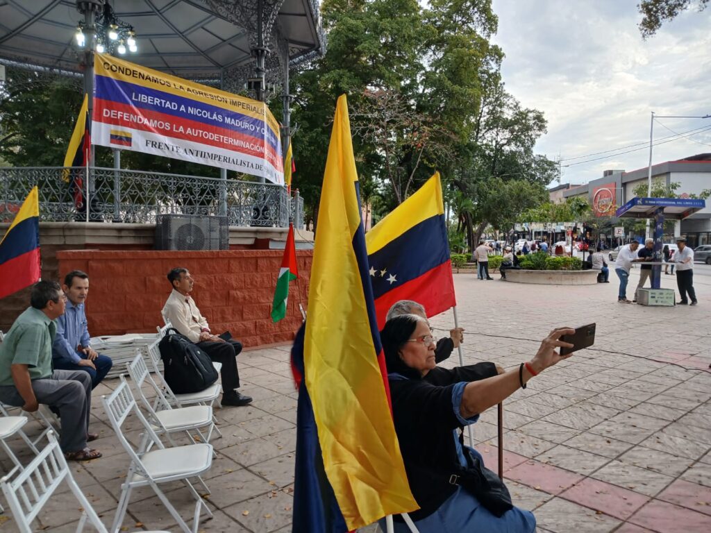 Marchan en CDMX y Chiapas por liberación de Maduro