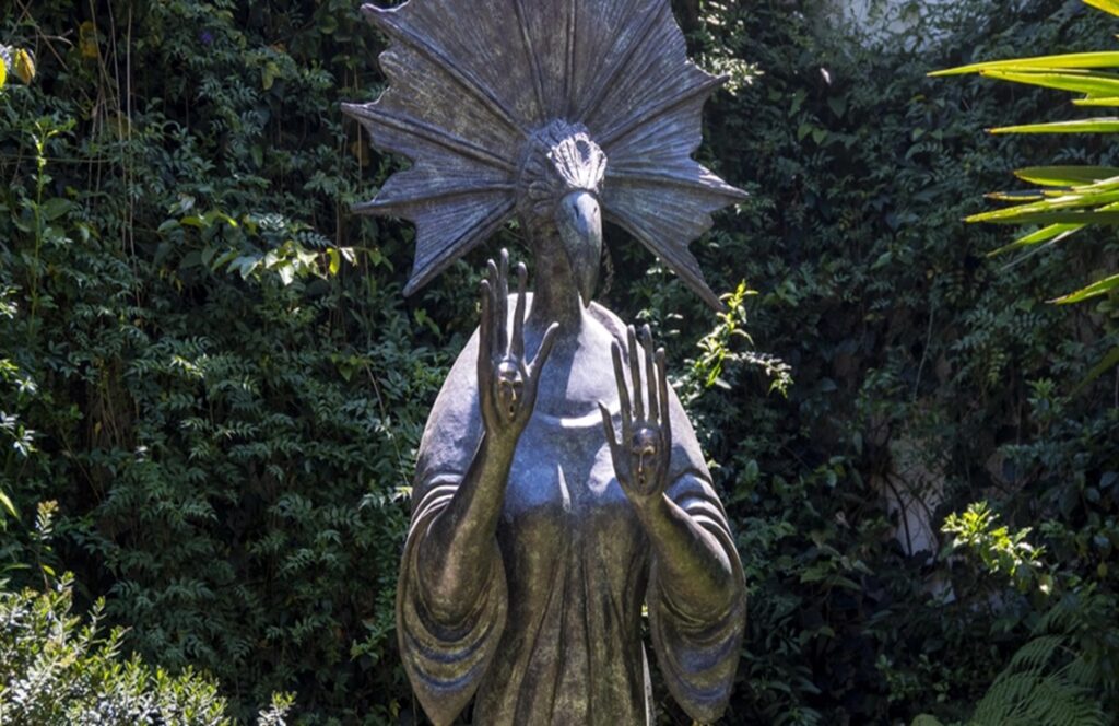 París dedica gran retrospectiva a Leonora Carrington