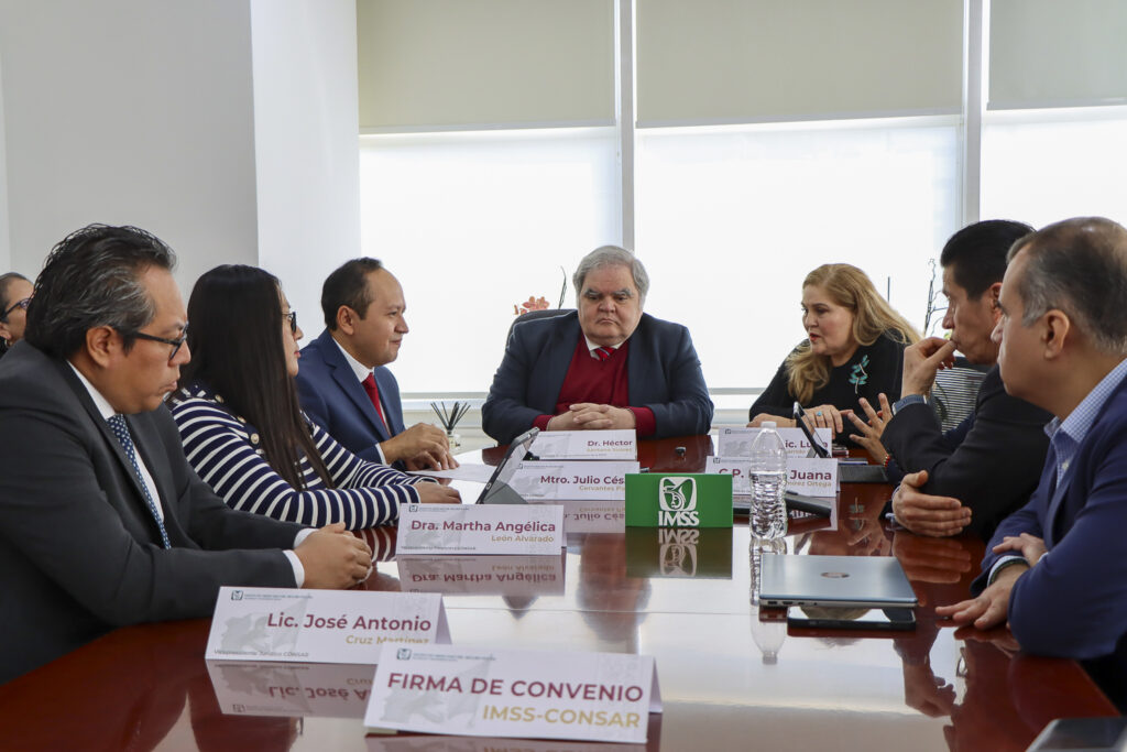 IMSS y Consar acuerdan frenar simulación en cuotas patronales