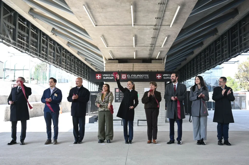 Inauguran estaciones finales del Tren El Insurgente