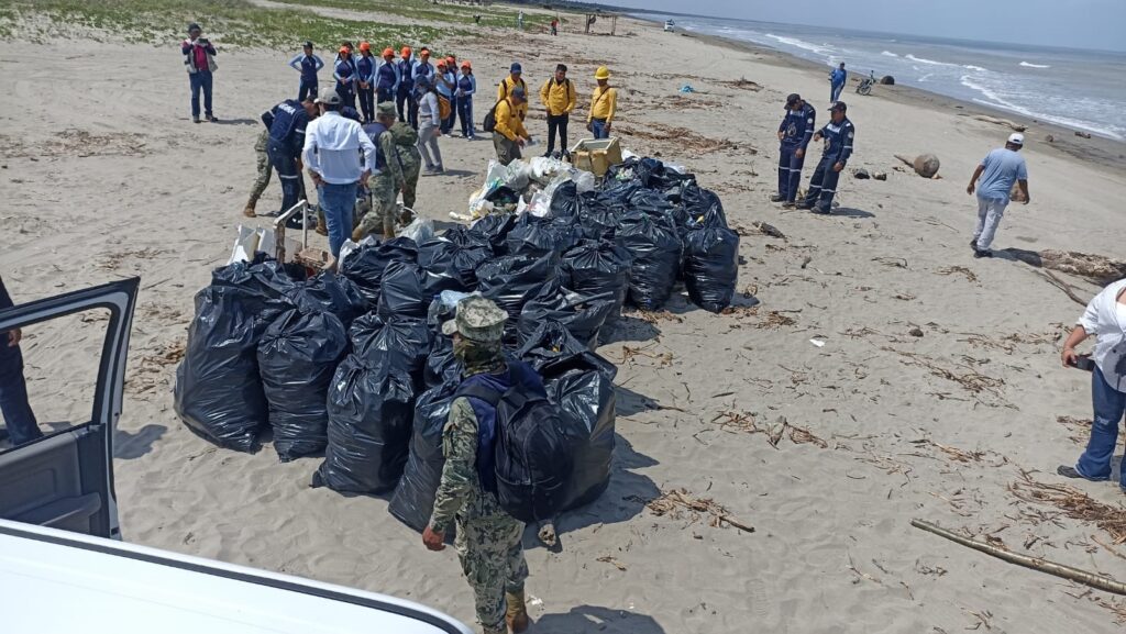 Hidrocarburo afecta áreas naturales protegidas del Golfo