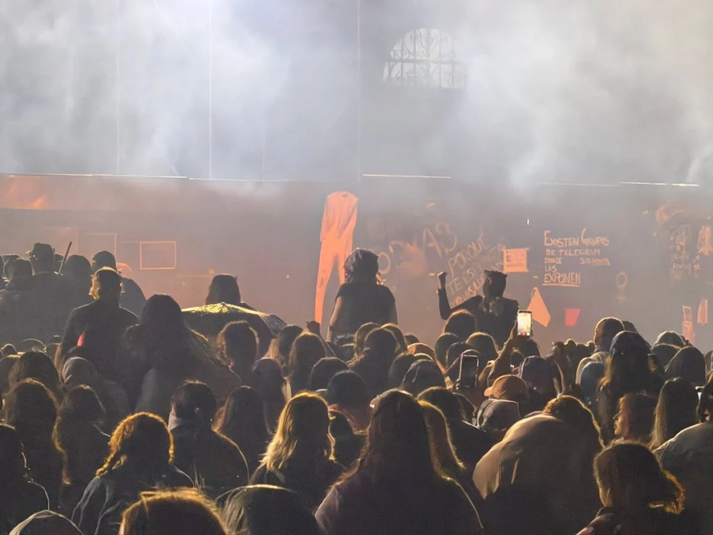 Colectivo Morras Feministas Mty acusa abusos de Fuerza Civil en 8M