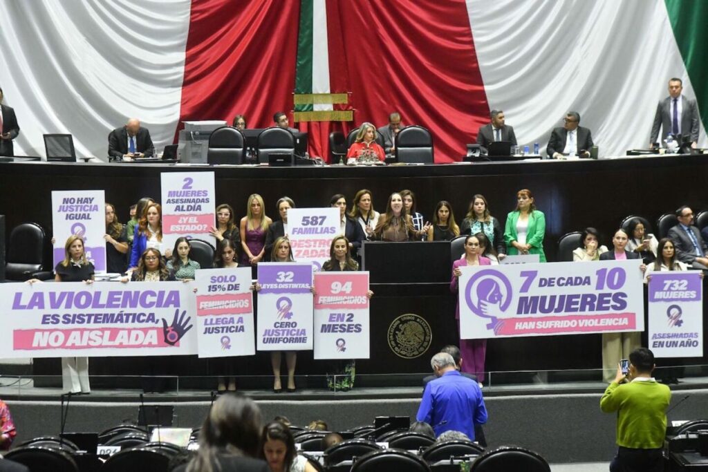 Diputados aprueban ley general contra feminicidio