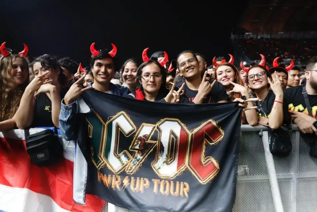 AC/DC en CDMX: rock, energía y 65 mil fans