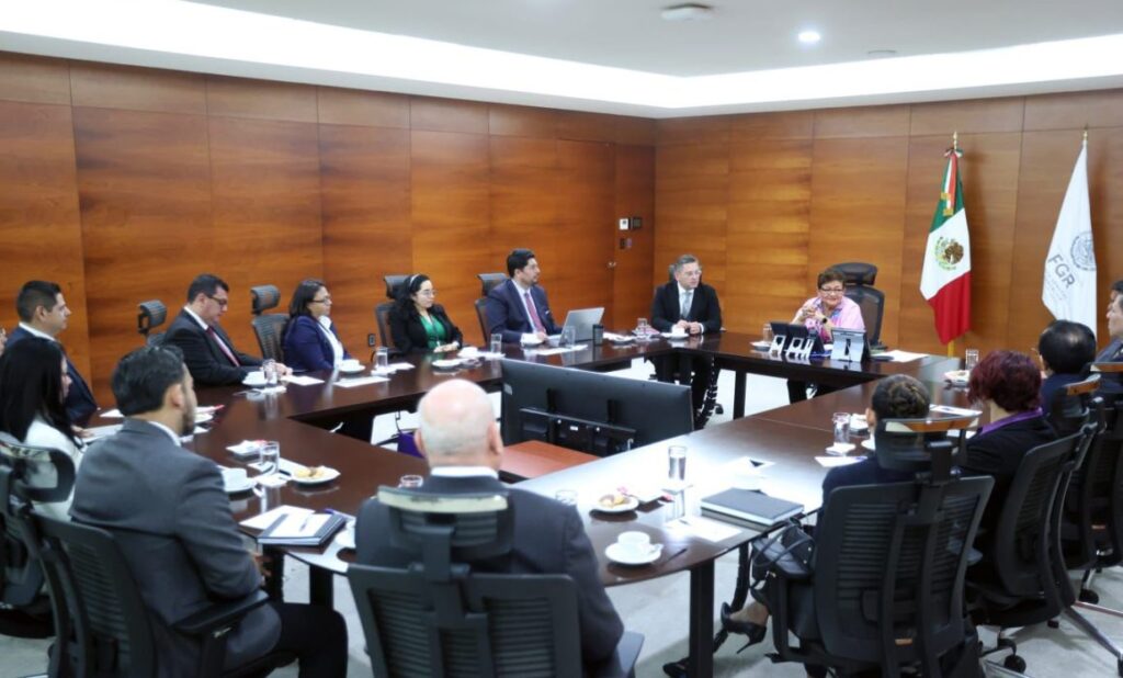 FGR crea nuevas fiscalías y reactiva casos históricos