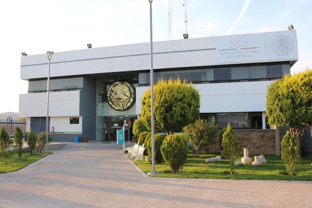 FGR crea nuevas fiscalías y reactiva casos históricos
