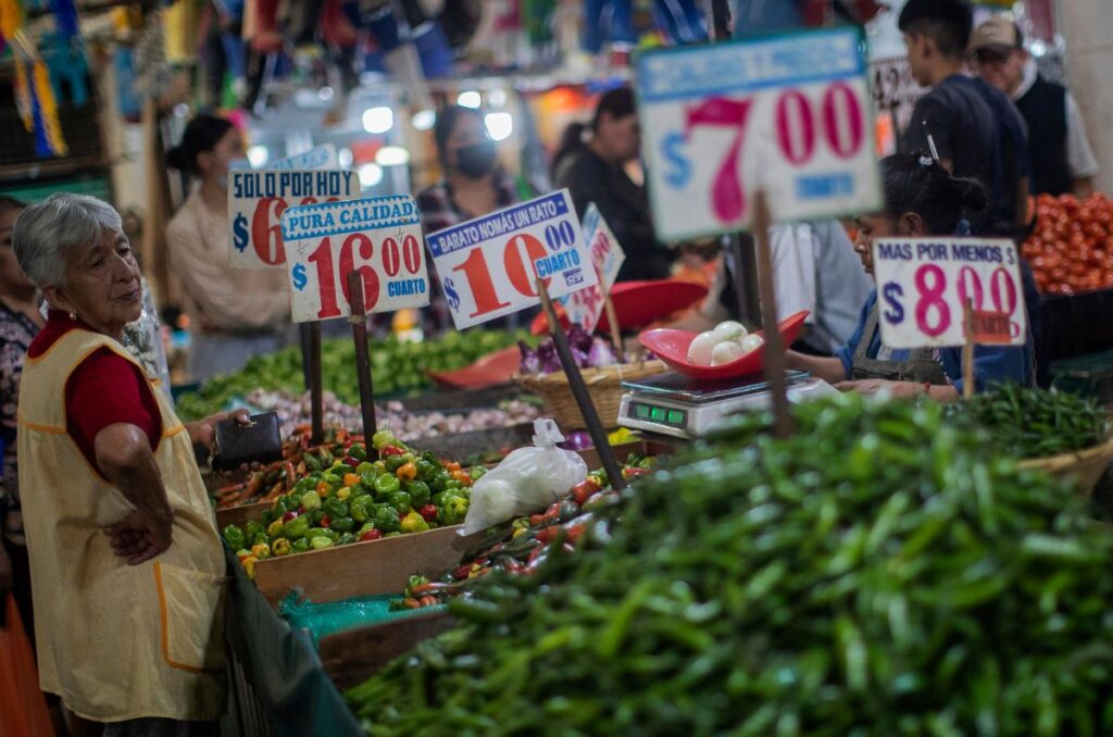 Canasta básica sube más que la inflación: Inegi