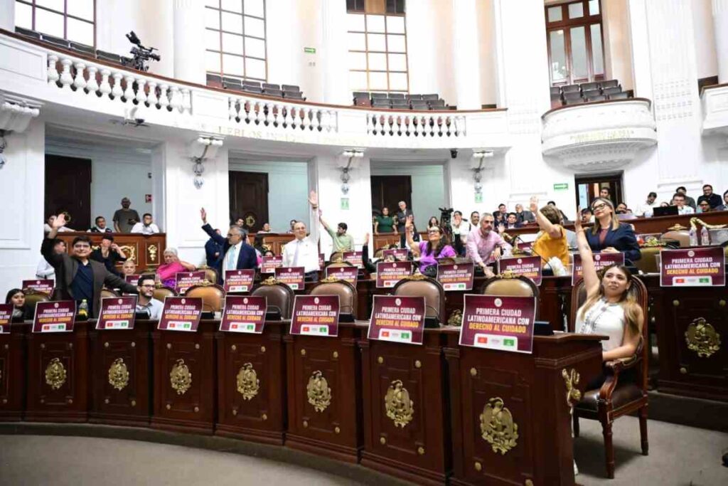 CDMX reconoce el derecho al cuidado en su Constitución