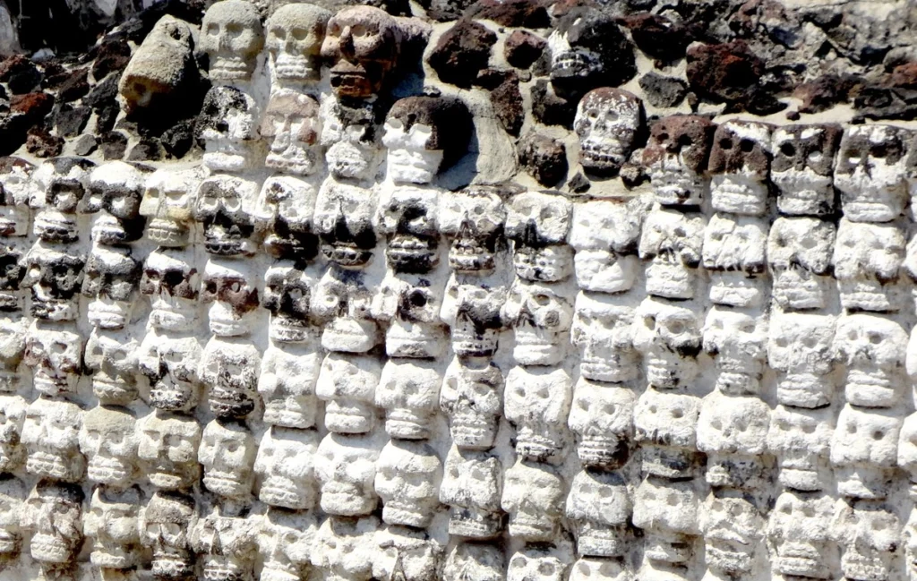 Huei Tzompantli: símbolo de vida para los mexicas