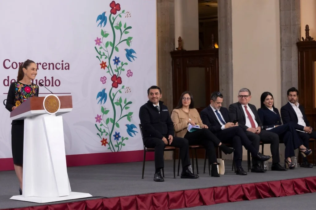 Sheinbaum ironiza sobre visita de Díaz Ayuso