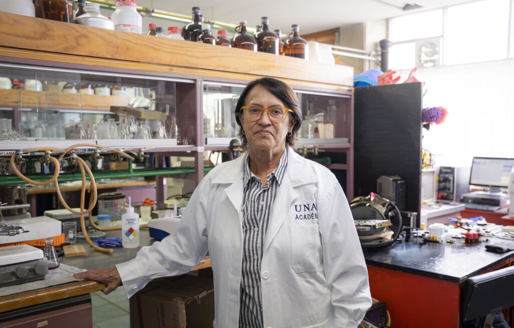Sheinbaum busca sumar a científicos mexicanos en el extranjero