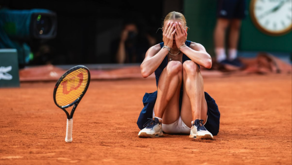 Gauff cae en Roland Garros y pierde su título