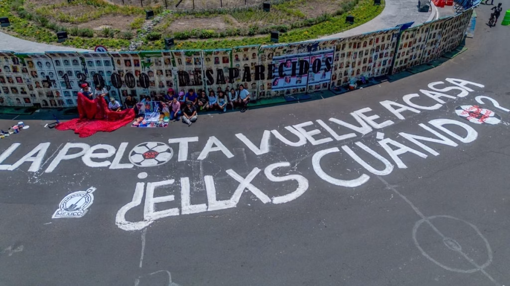 Madres de migrantes exigen justicia durante el Mundial
