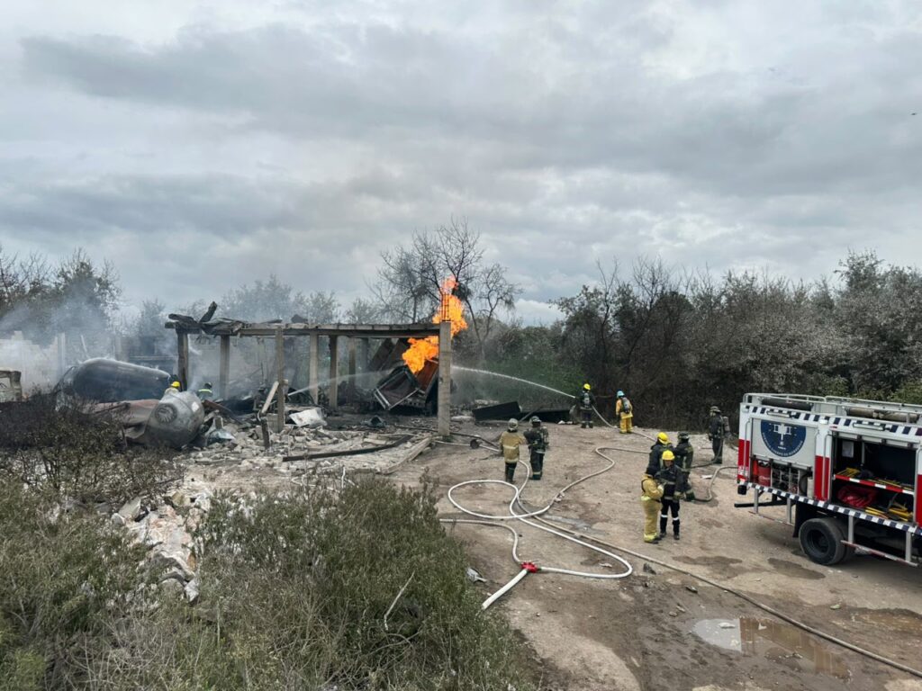 Explosión de pipas en Tepeaca provoca evacuaciones
