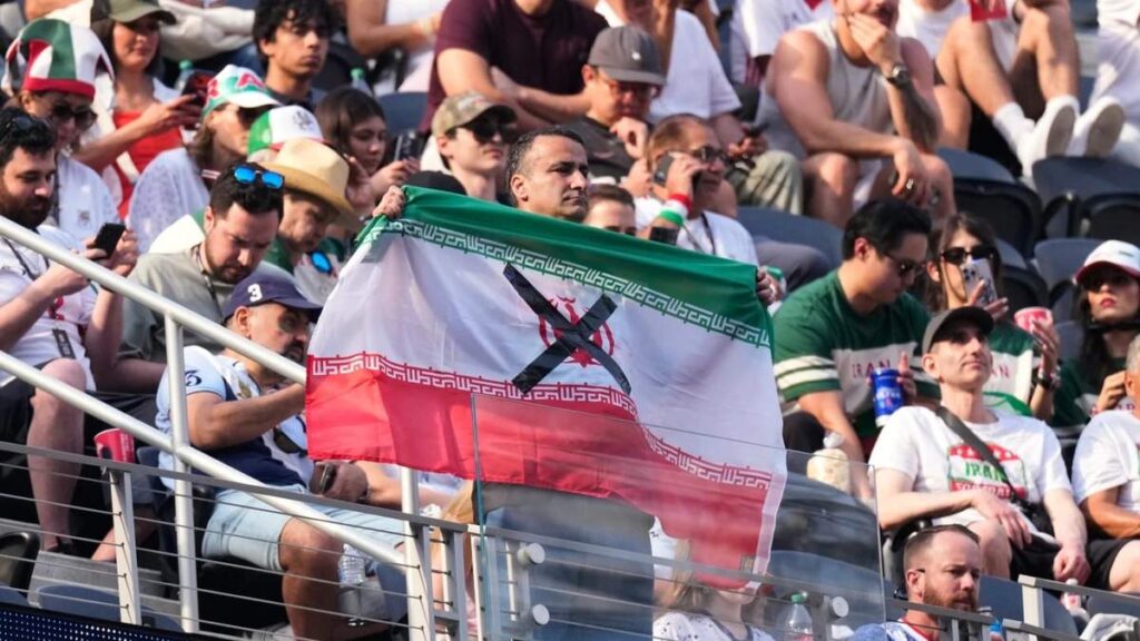 Irán rescata empate ante Nueva Zelanda en su debut