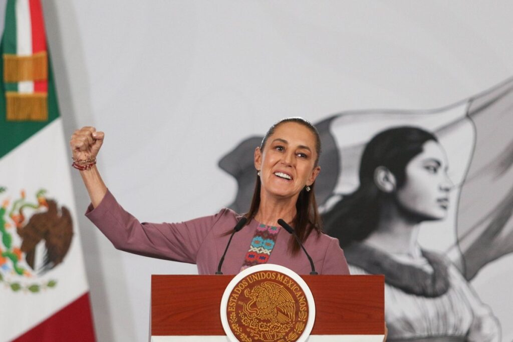 Sheinbaum desea éxito al Tri antes del duelo con Chequia