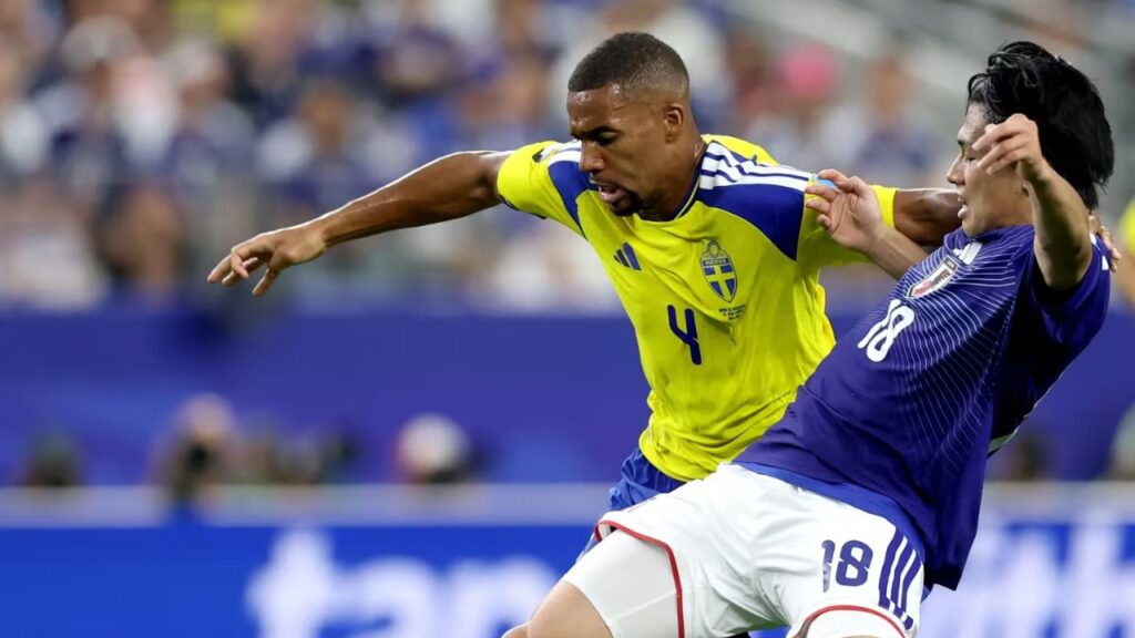 Japón y Suecia avanzan a dieciseisavos tras empatar