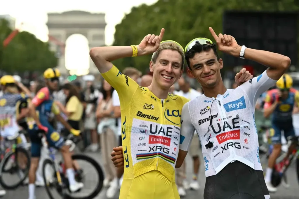 Isaac del Toro hace historia con podio en el Tour de Francia