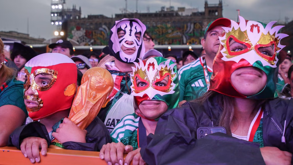 México desata una fiesta histórica tras vencer a Ecuador