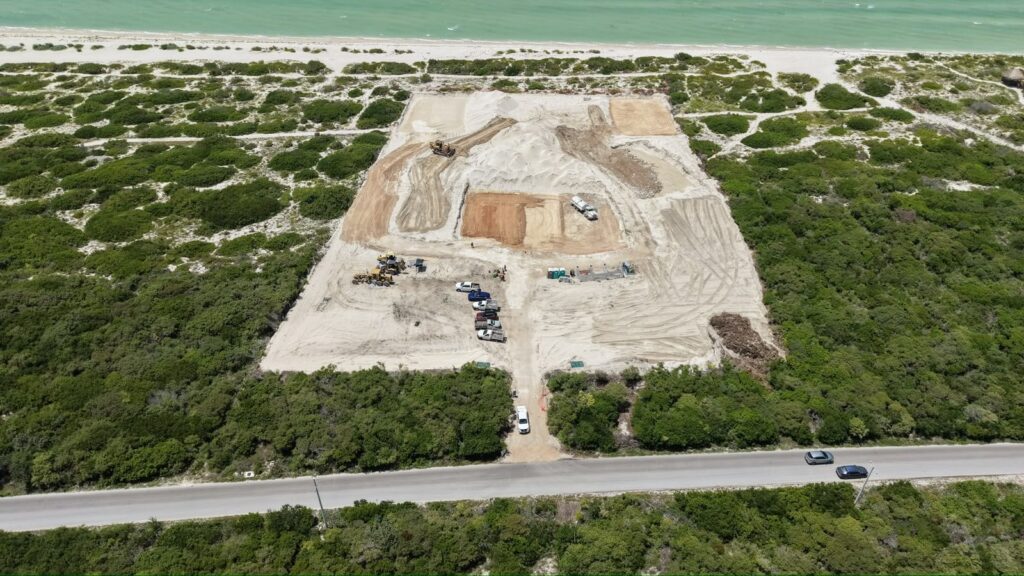 Profepa clausura proyecto turístico Las Dunas en Yucatán por daño ambiental